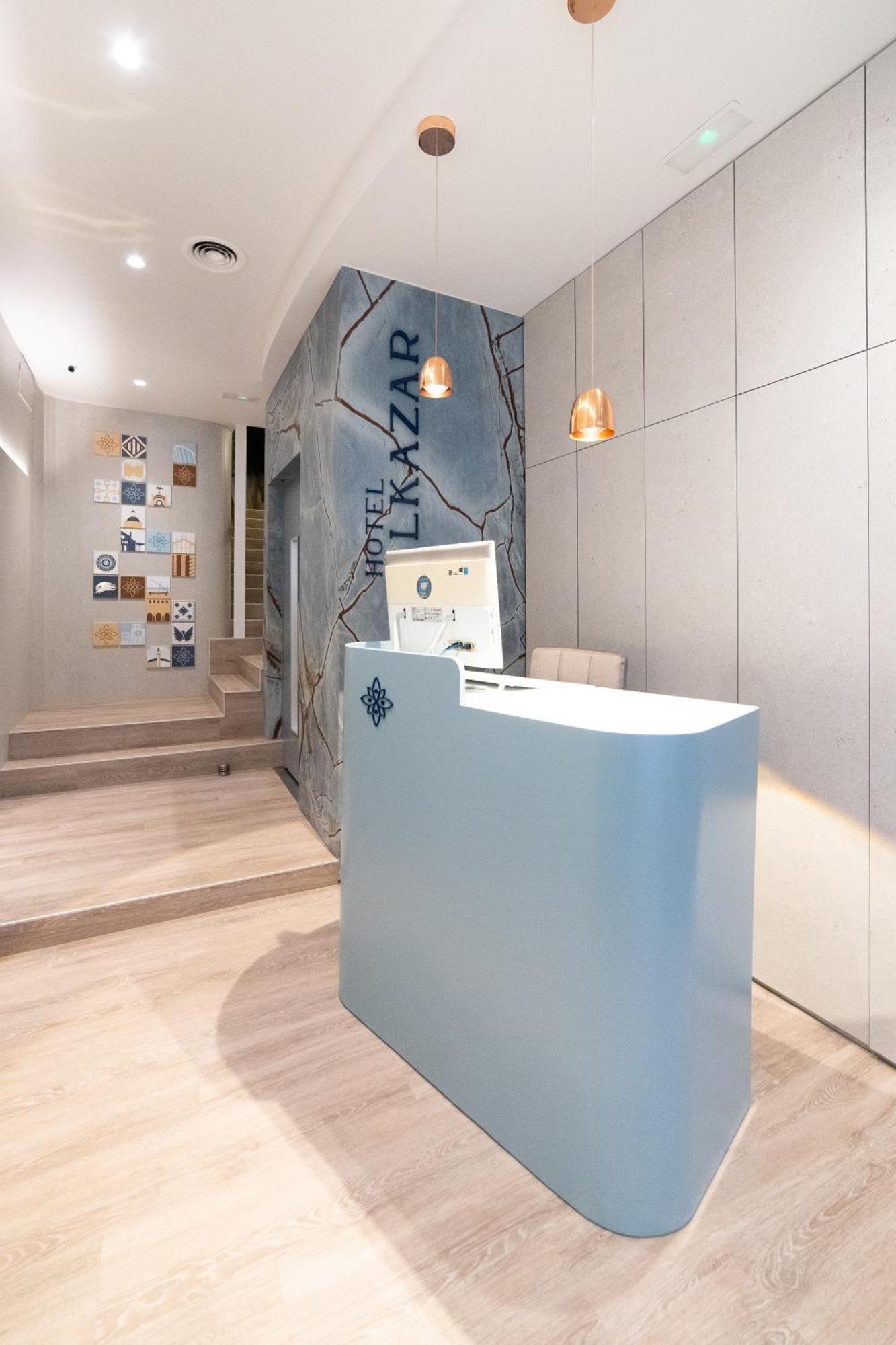 Hotel Alkazar Валенсия Екстериор снимка